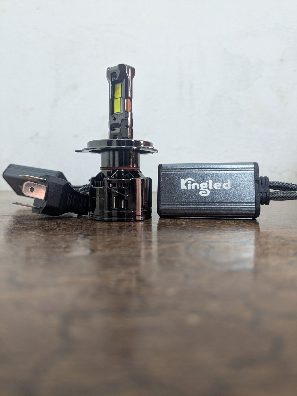 LED Light 9005 GRIP – King High - Power LED Headlight Bulbs for Cars ( 1000W Made China ) - Premium Car Accessories by RJCARHUB Pakistan