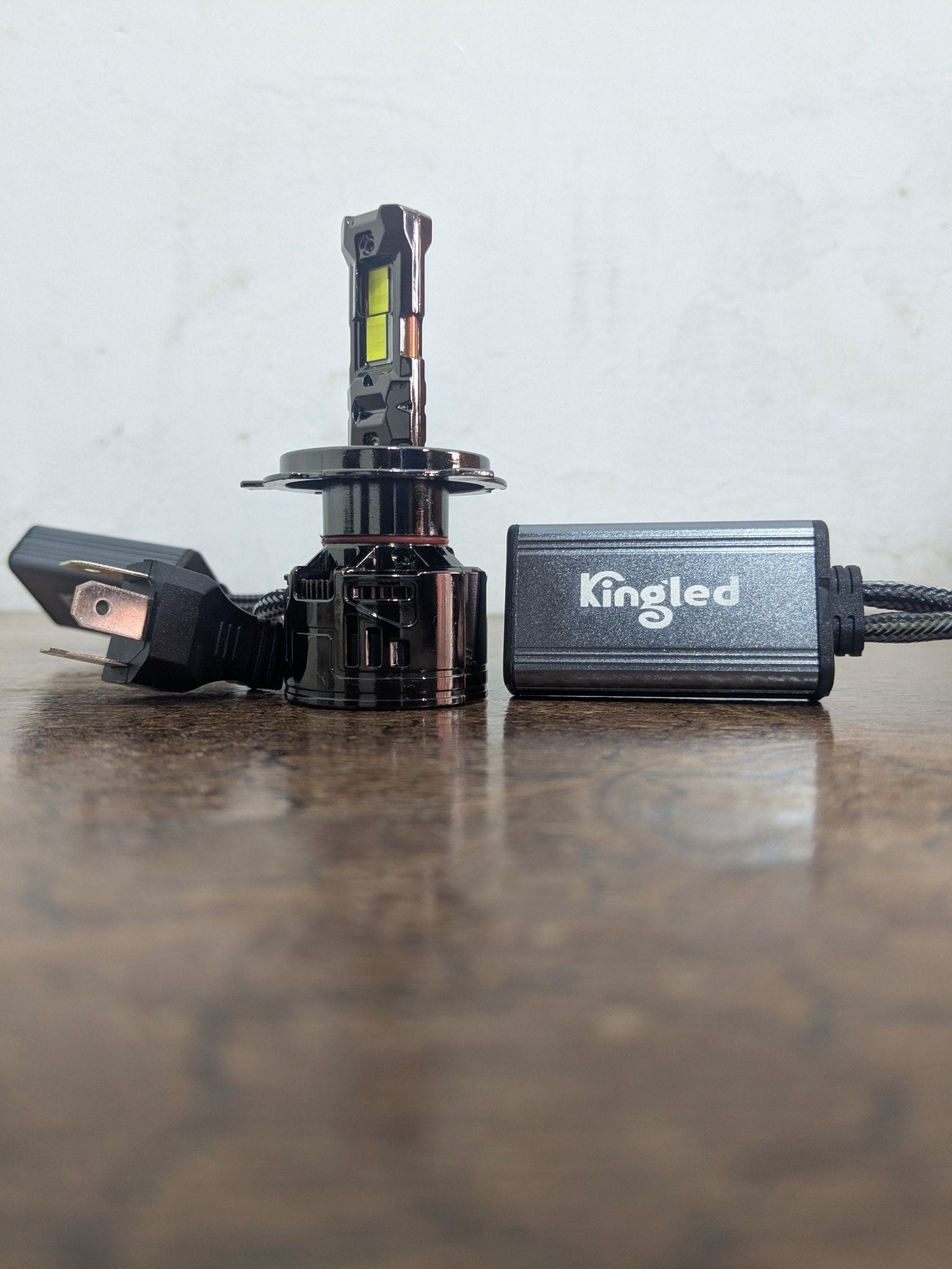 LED Light 9005 GRIP – King High - Power LED Headlight Bulbs for Cars ( 1000W Made China ) - Premium Car Accessories by RJCARHUB Pakistan